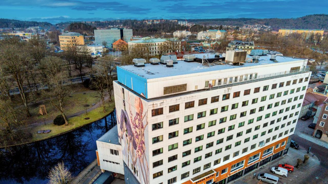 Quality Hotel Grand, Бурос Экстерьер фото