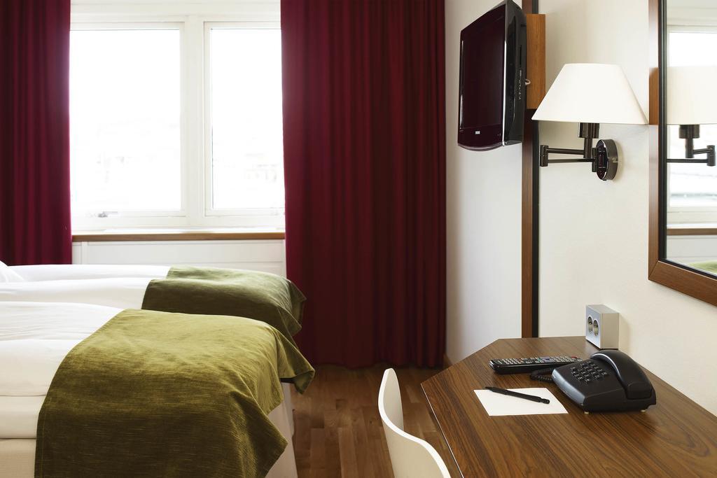 Quality Hotel Grand, Бурос Экстерьер фото